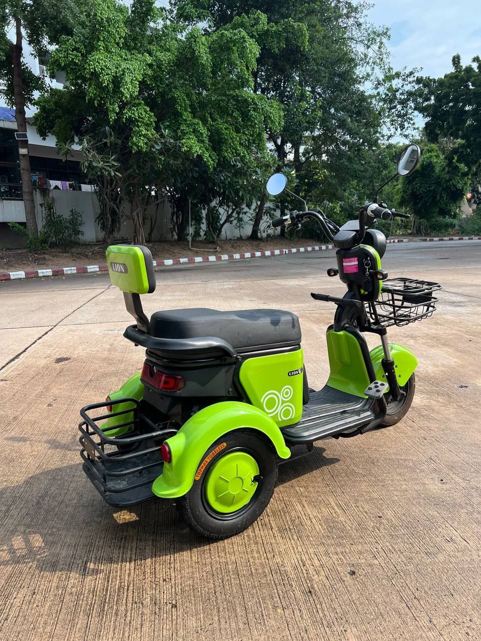 Продажа электрического трицикла