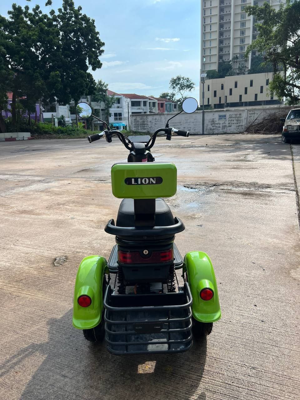 Продажа электрического трицикла