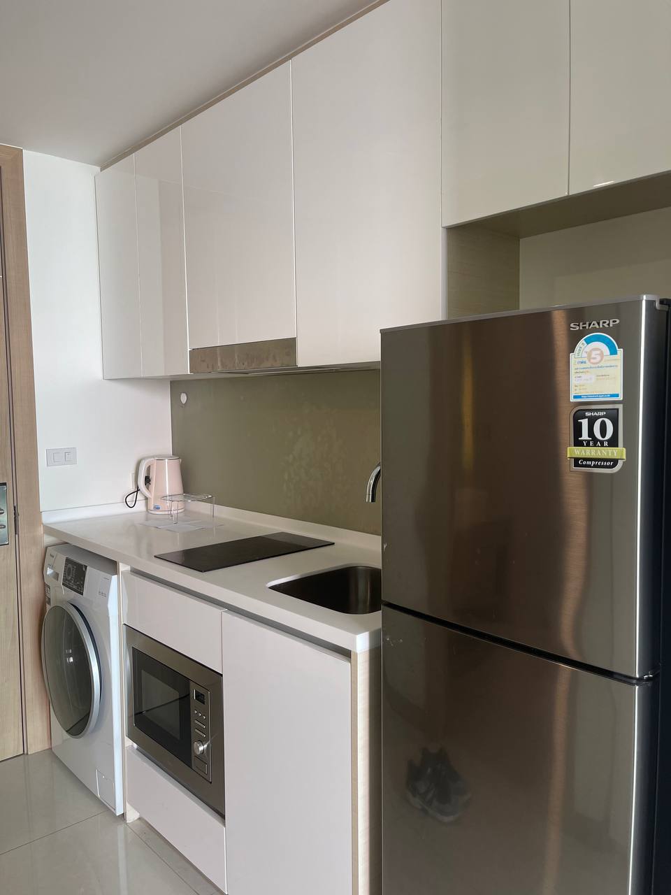 Аренда студии с видом на море