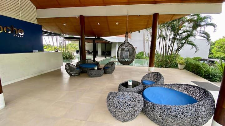 Аренда студии с видом на море