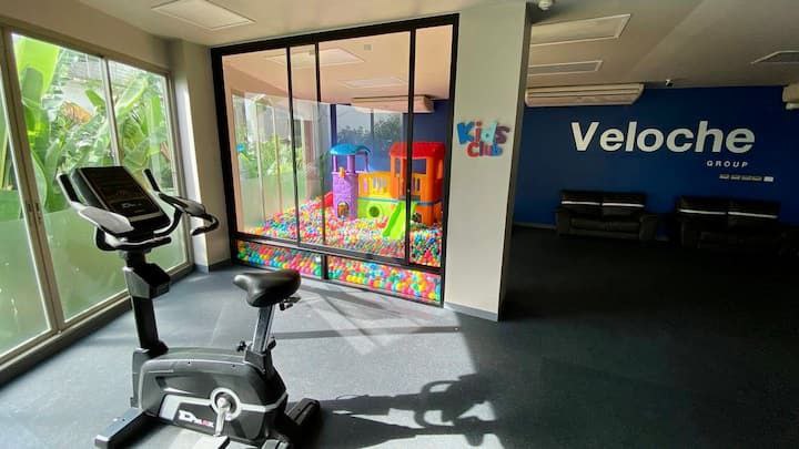 Аренда студии с видом на море