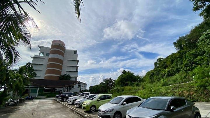 Аренда студии с видом на море