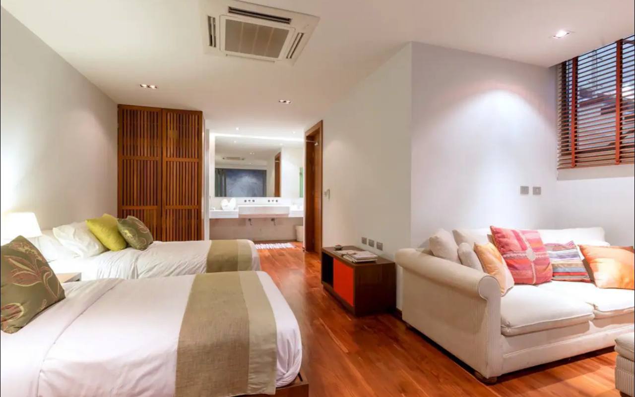 Аренда роскошной виллы с видом на море