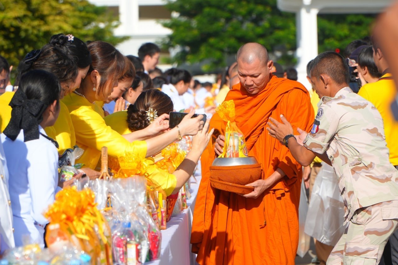 Пхукет отметил день памяти короля