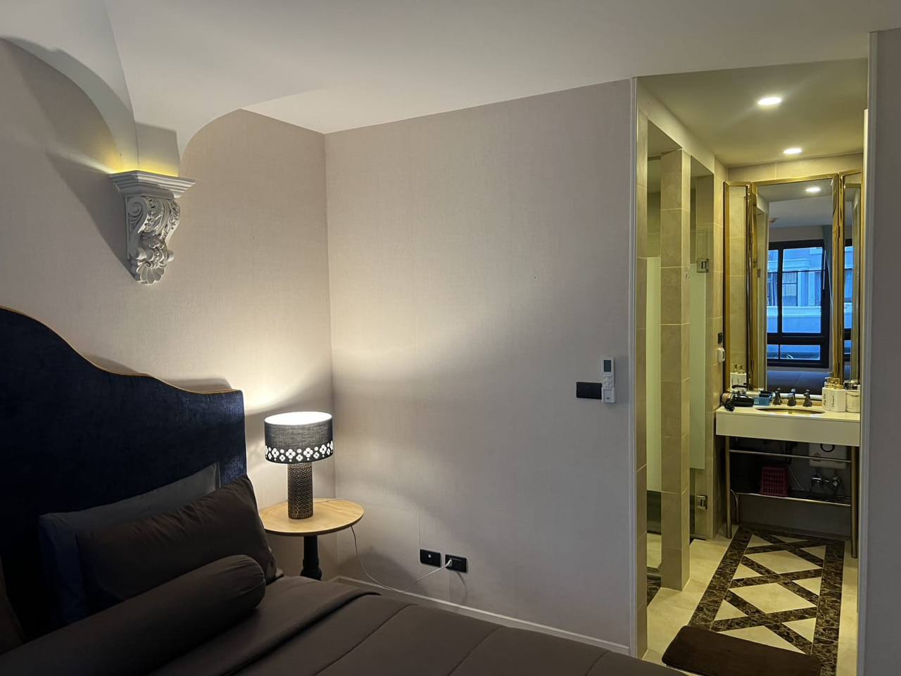 Аренда квартиры с выходом к бассейну