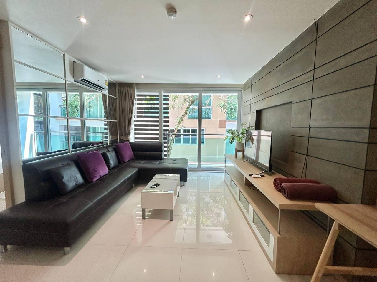 Аренда апартаментов с бассейном