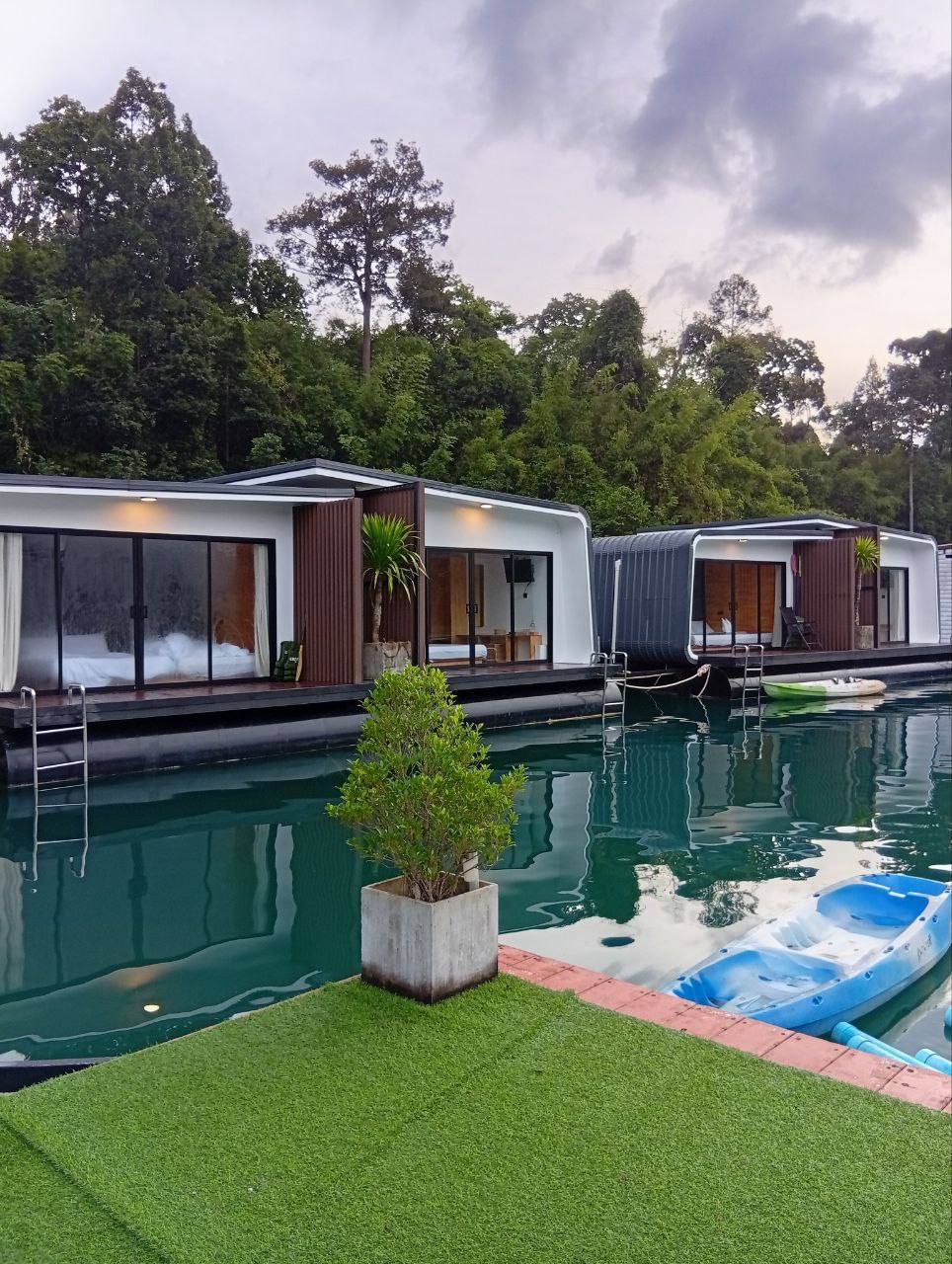 Новые премиум бунгало на озере Чео Лан