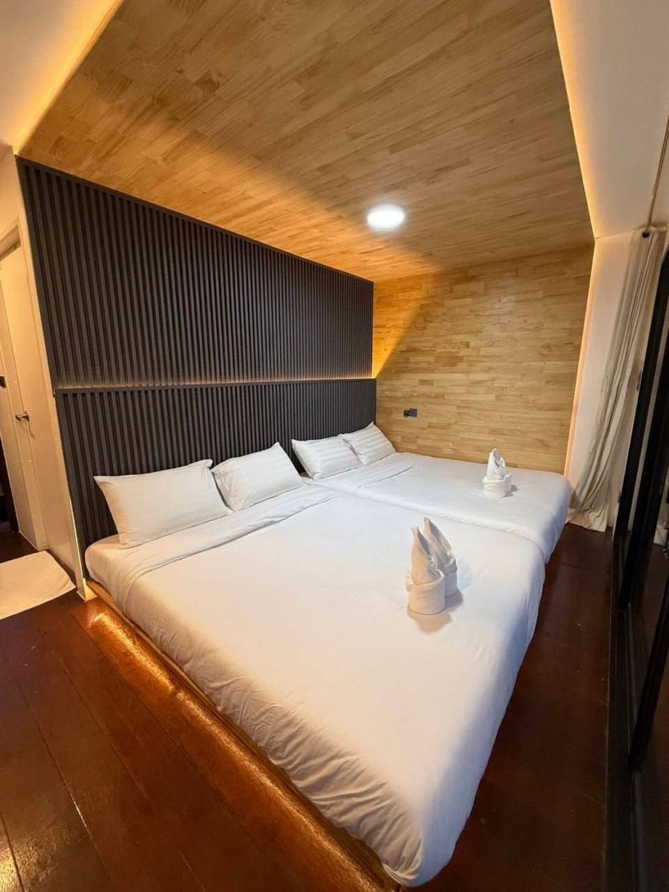 Новые премиум бунгало на озере Чео Лан