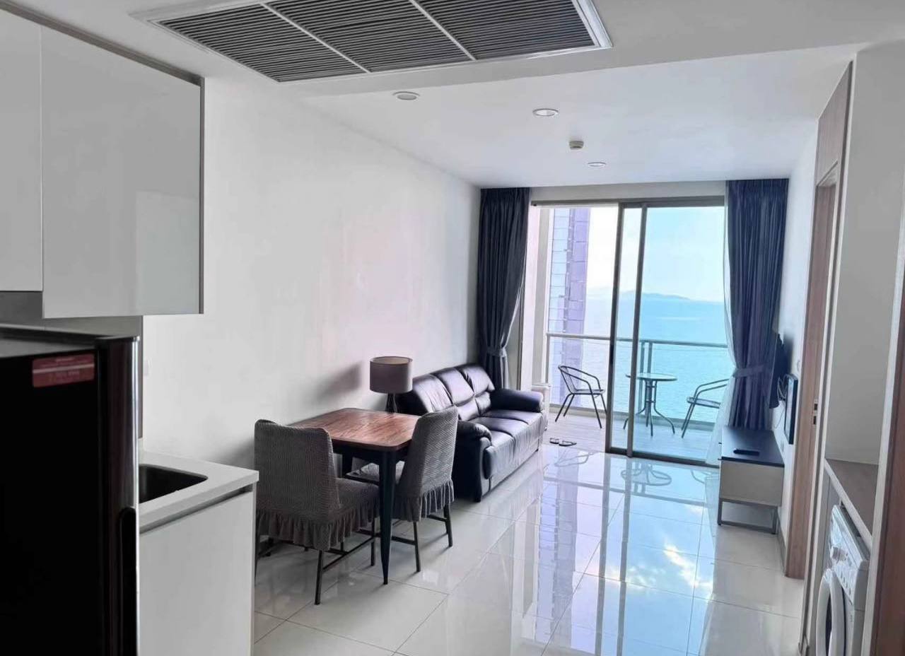 Аренда меблированной квартиры с видом на море