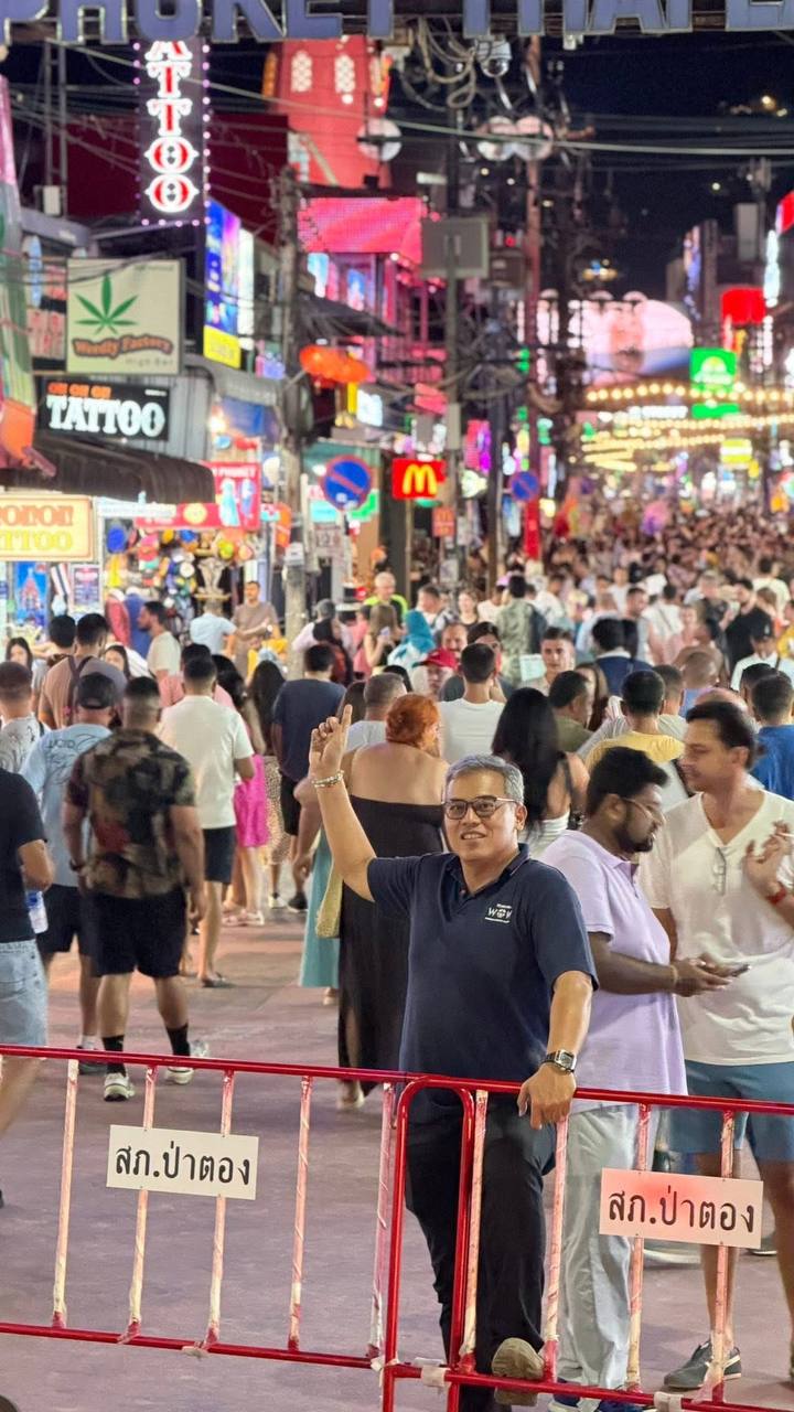 Новые ограждения на Бангла-Роуд