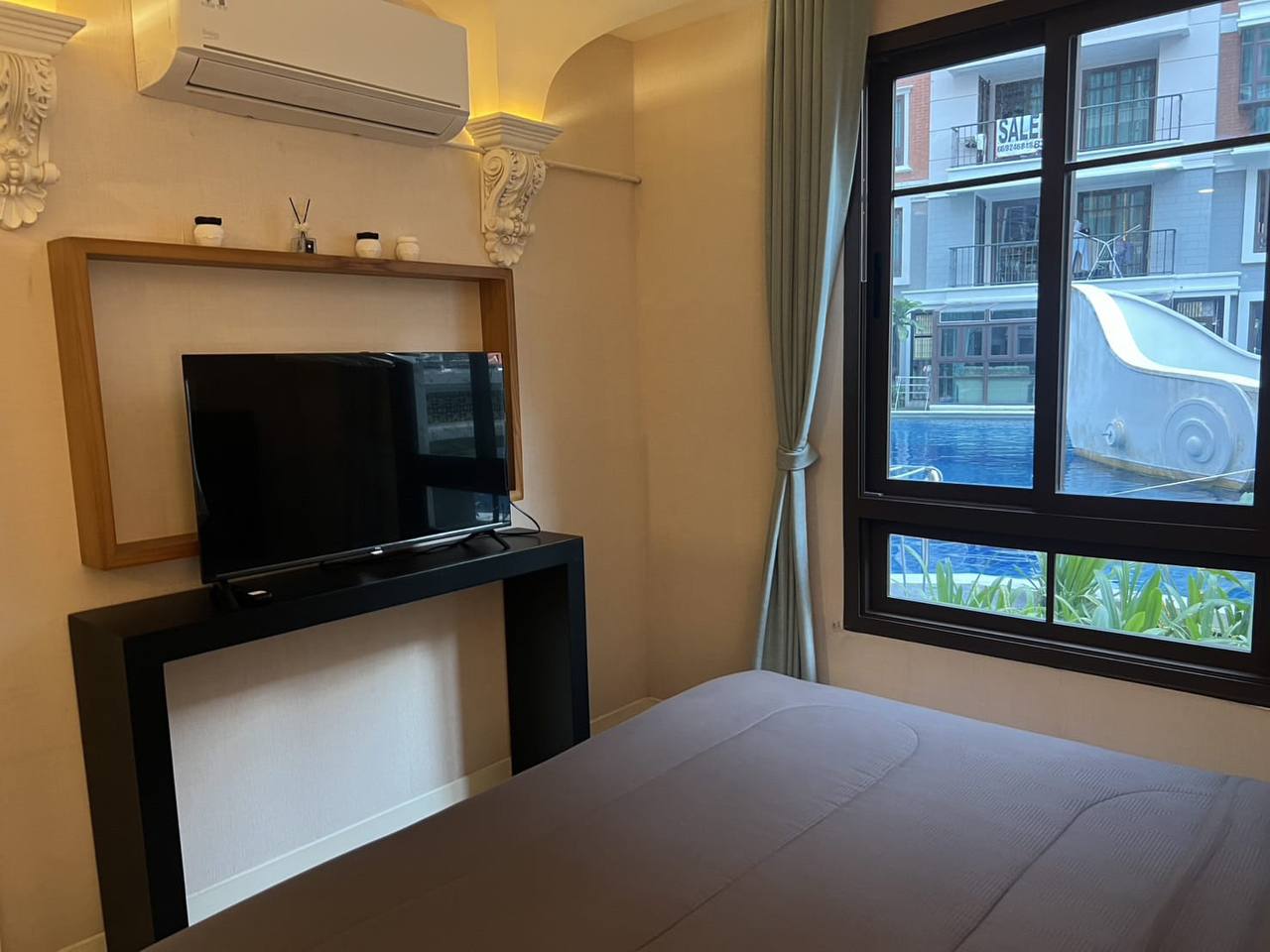 Аренда квартиры с выходом к бассейну