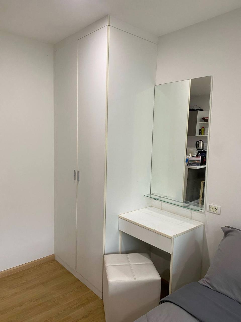 Аренда студии у моря с бассейном