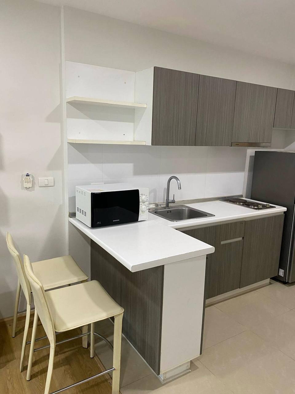 Аренда студии у моря с бассейном