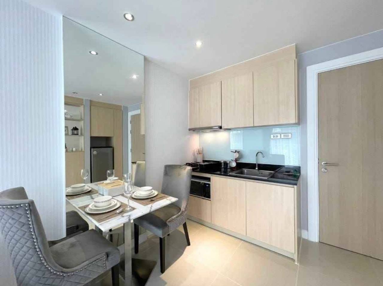 Шикарный семейный кондо с удобствами