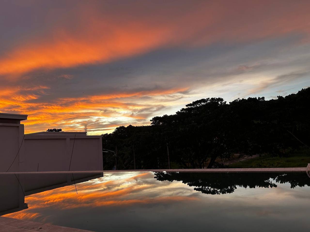 Роскошная вилла с бассейном на продажу и аренду