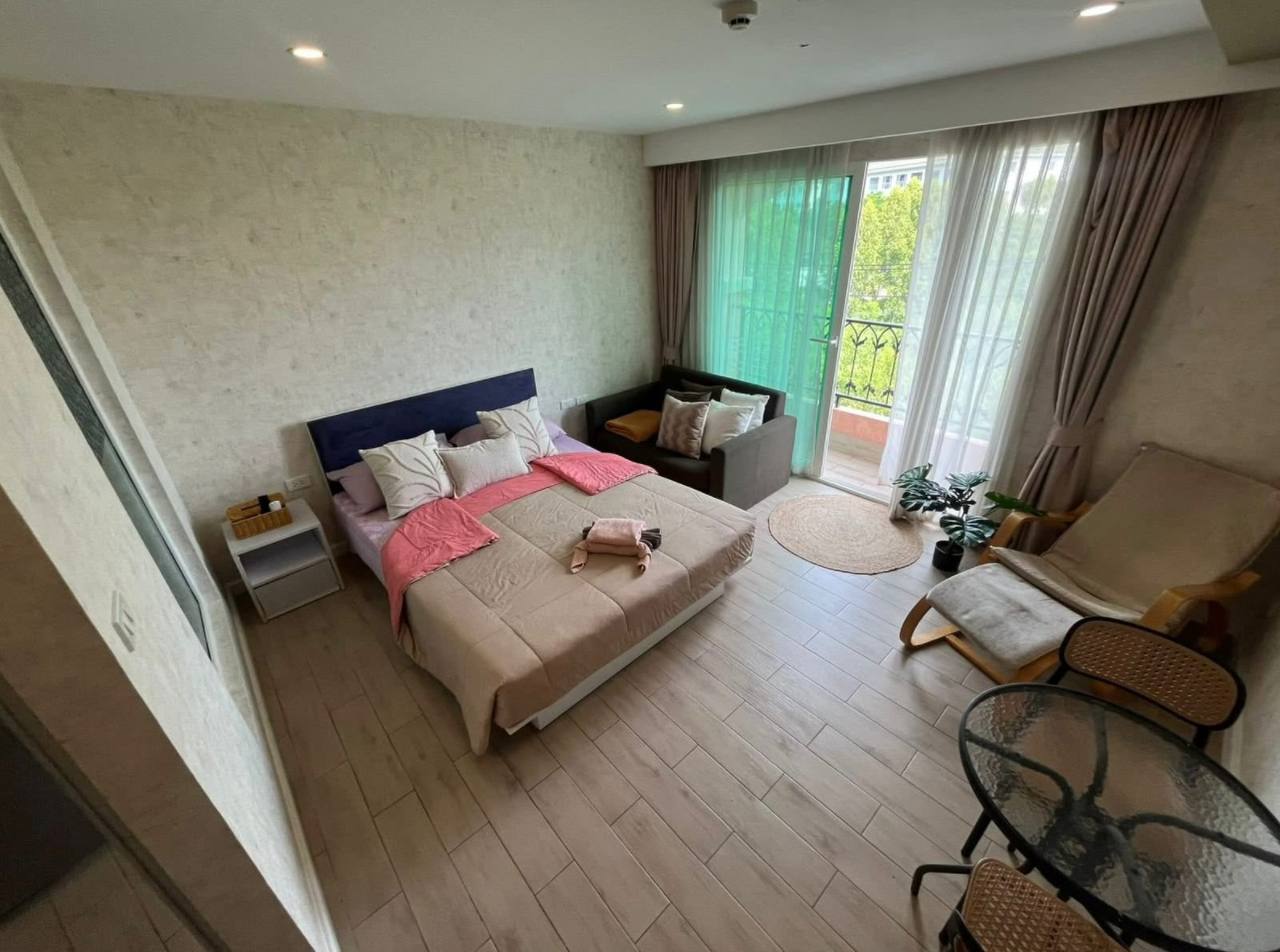 Аренда студии в Джомтьене