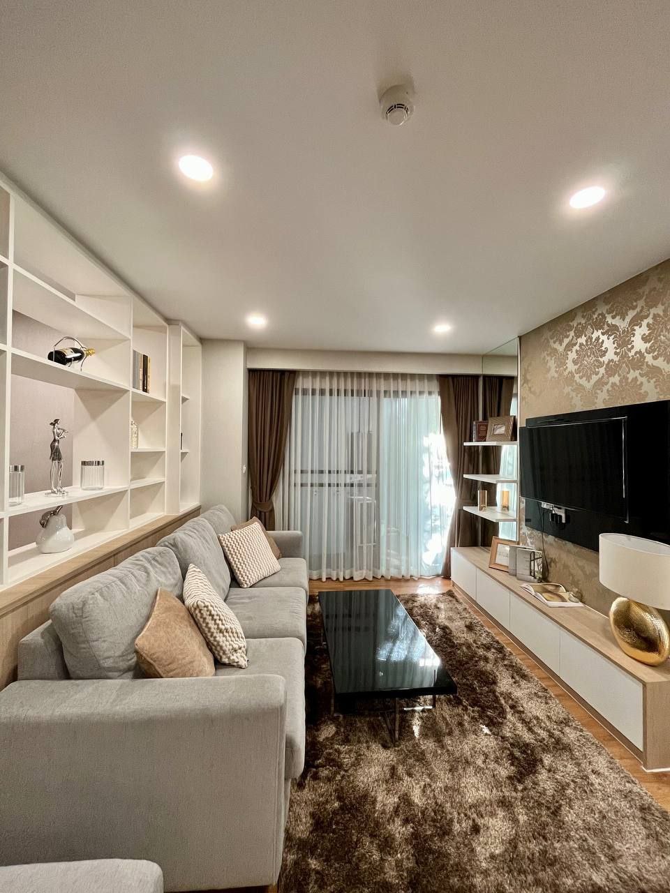 Аренда квартиры с выходом к бассейну