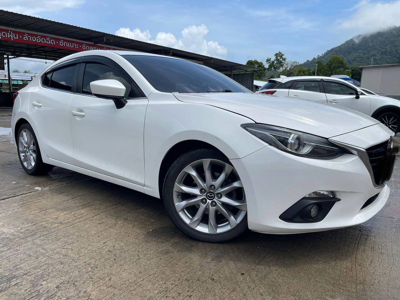 Продажа Mazda 3, 2014 года