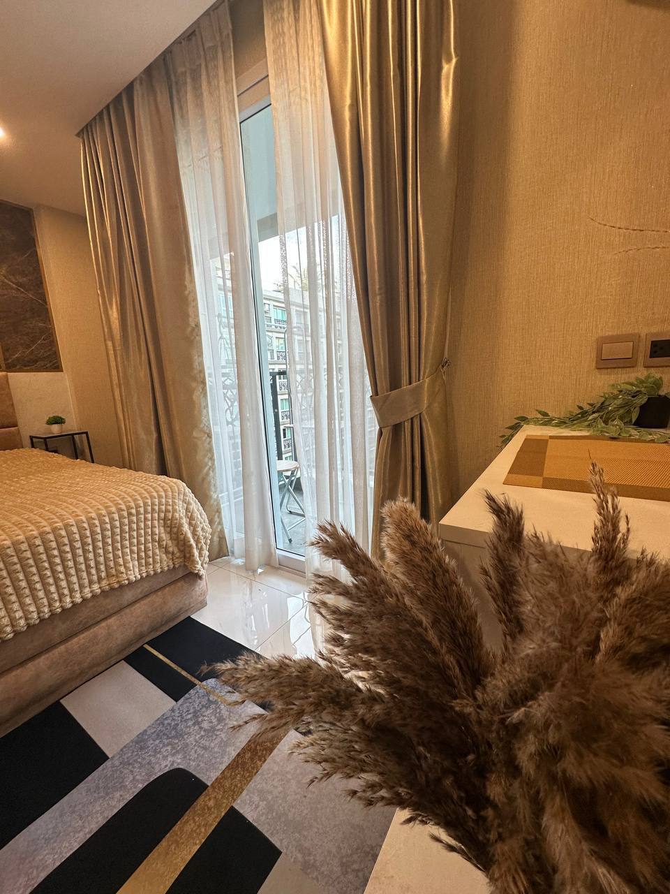 Аренда студии в новом кондо