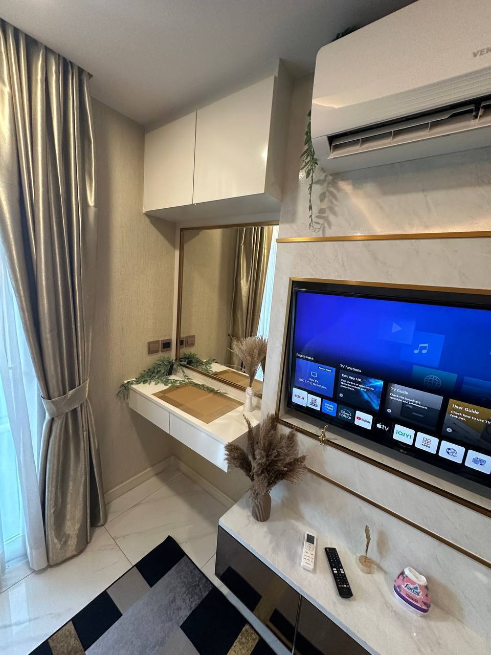 Аренда студии в новом кондо