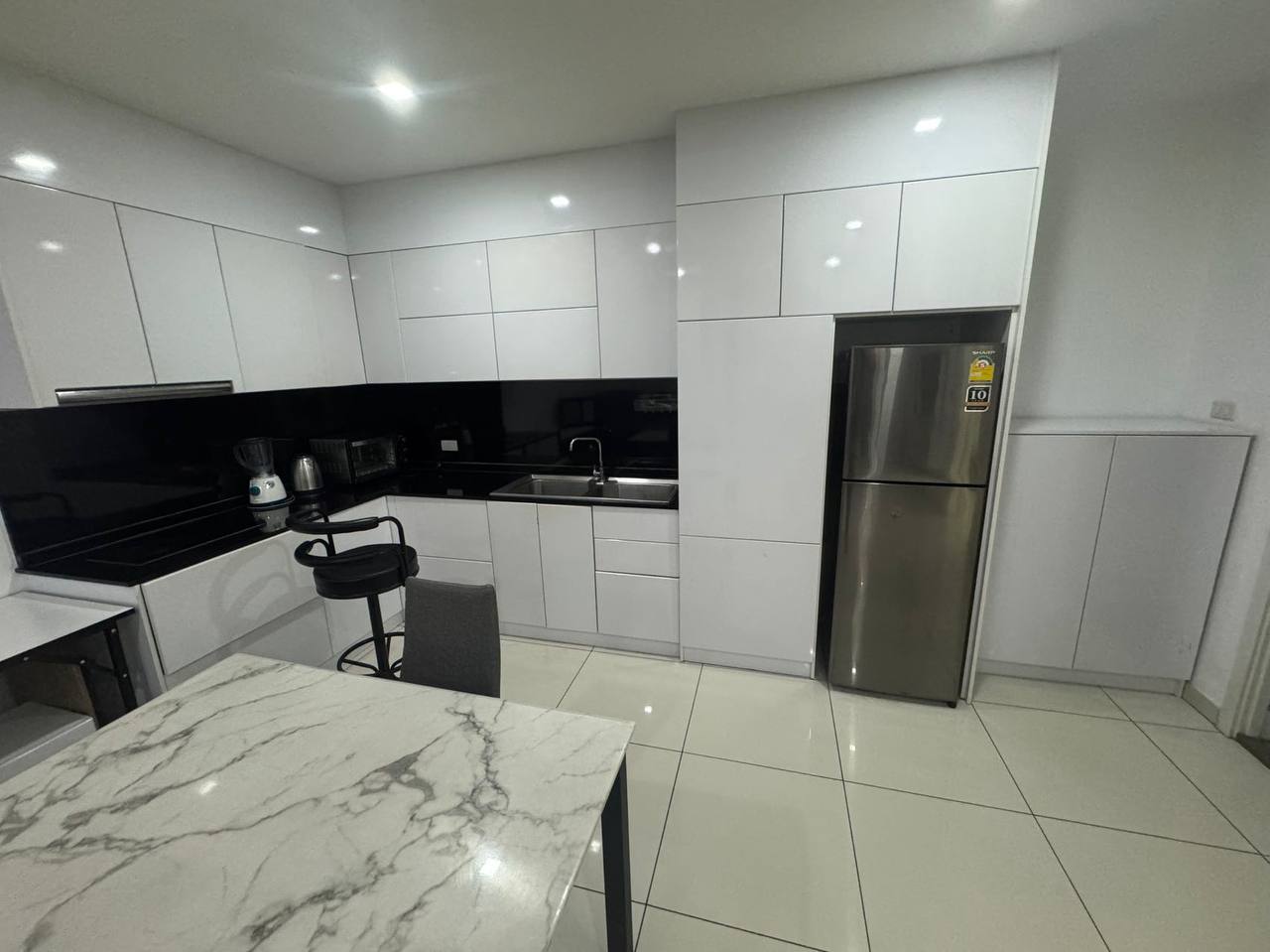 Аренда просторной квартиры с двором