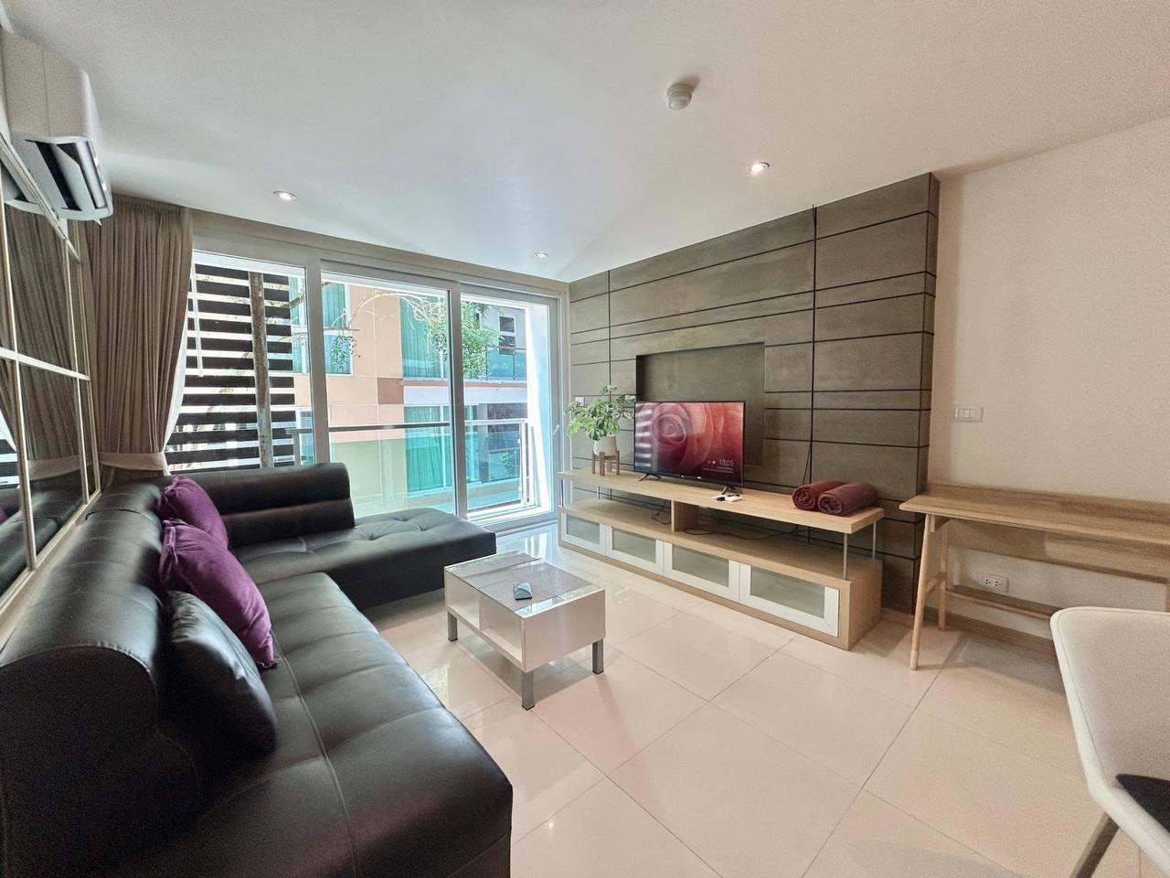 Аренда апартаментов с бассейном