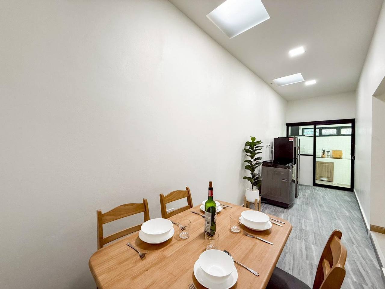 Дом в аренду с мебелью и парковкой