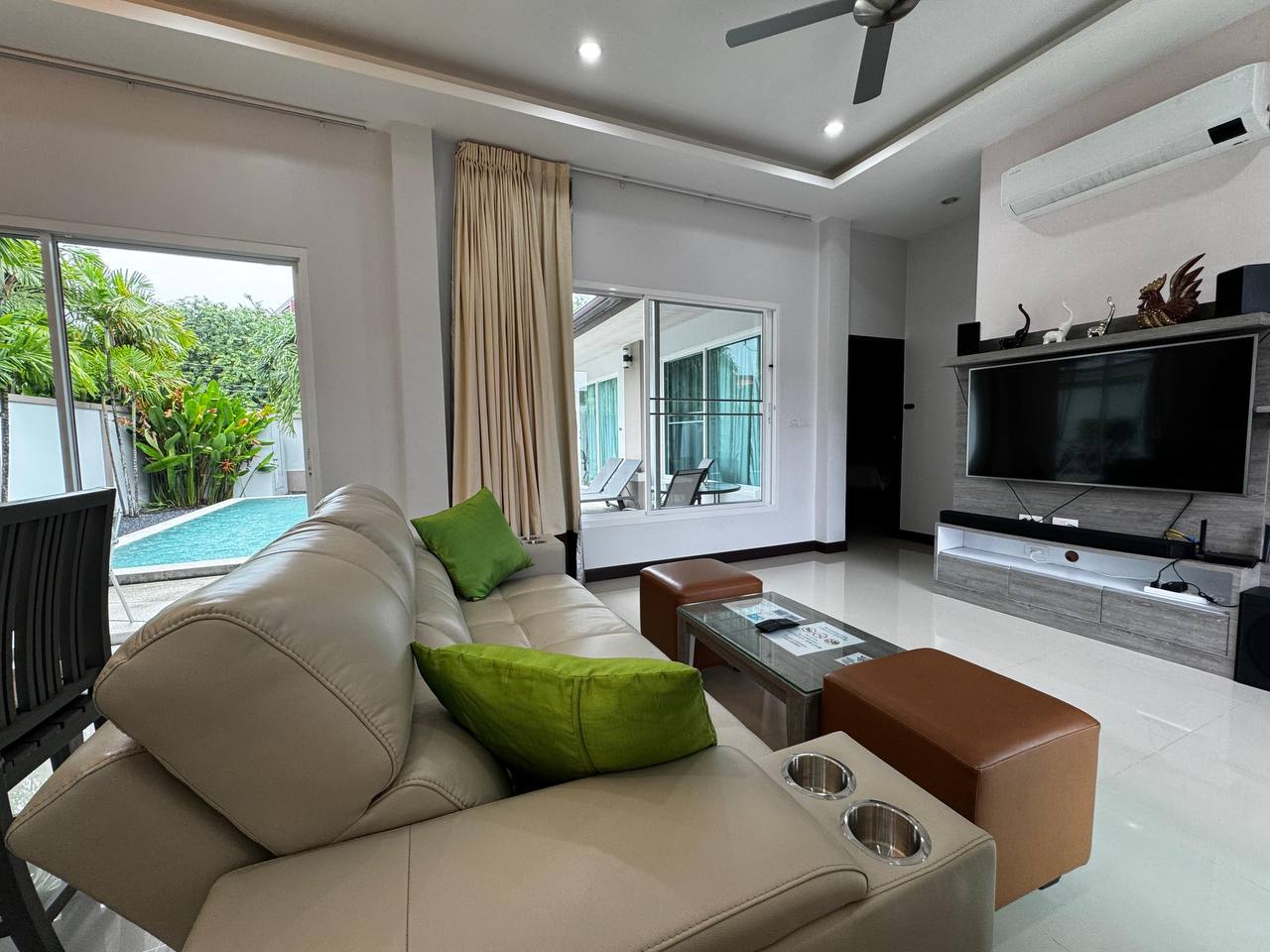 Аренда двуспальной виллы с бассейном