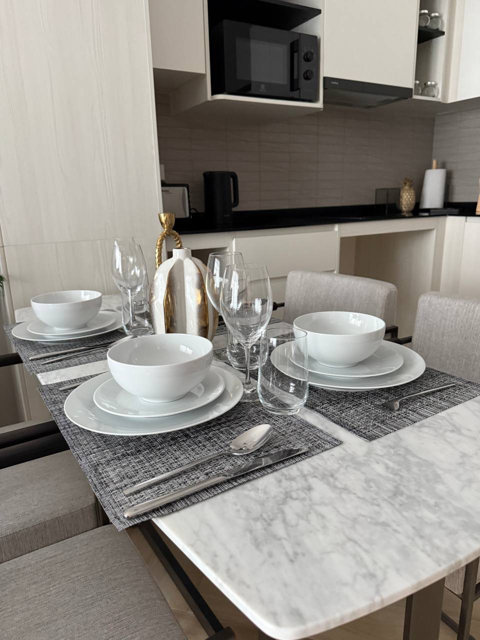 Сдаётся новая квартира в премиум-комплексе