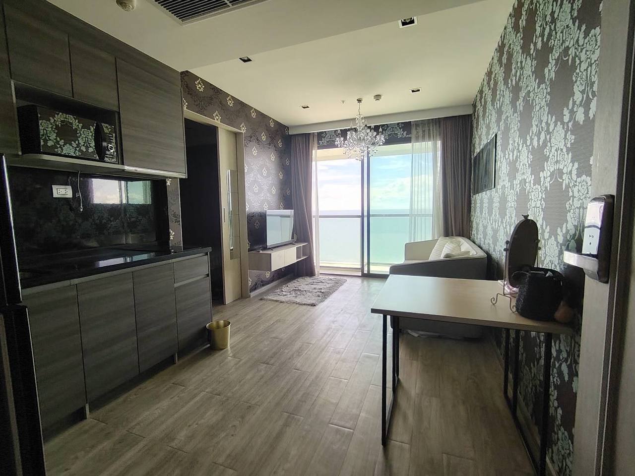 Аренда премиального кондо на первой линии