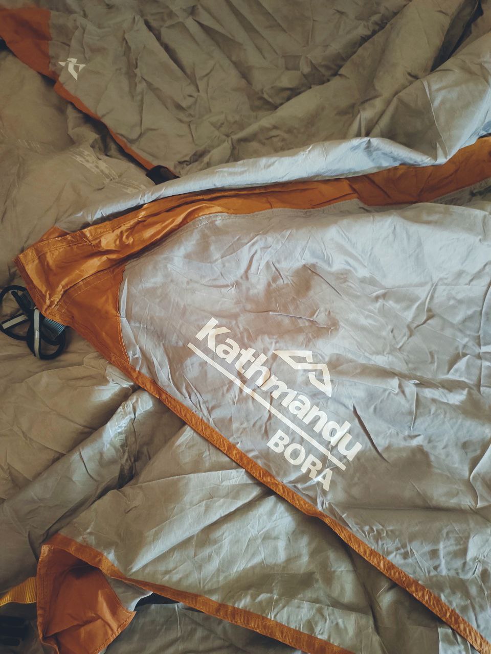 Новая палатка для кемпинга