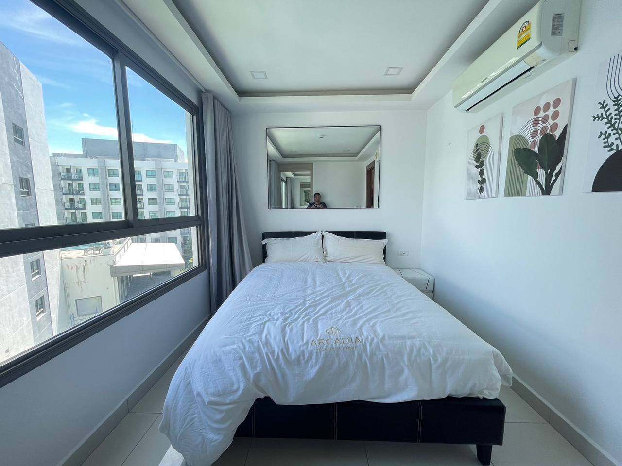 Сдача квартиры помесячно с видом на бассейн