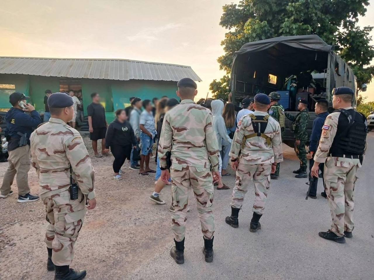 Массовый побег из лагеря в Мьянме