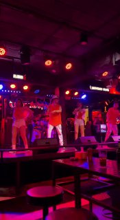 Лучшее музыкальное заведение на Бангла Роуд