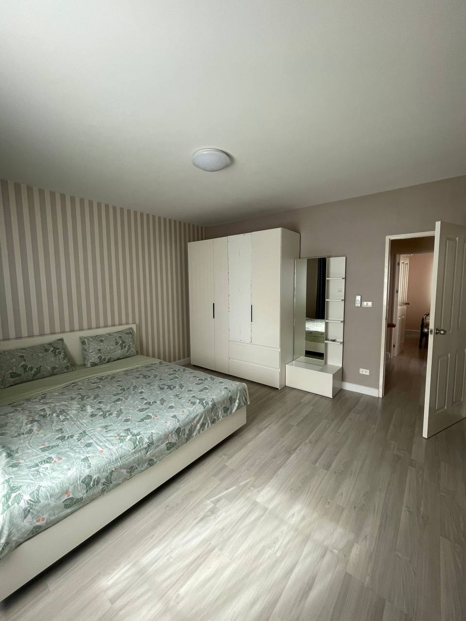 Сдача дома в Бристол Парк