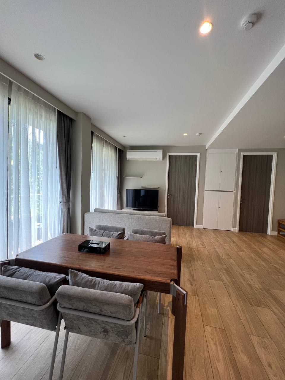 Аренда двуспальных апартаментов с сервисом