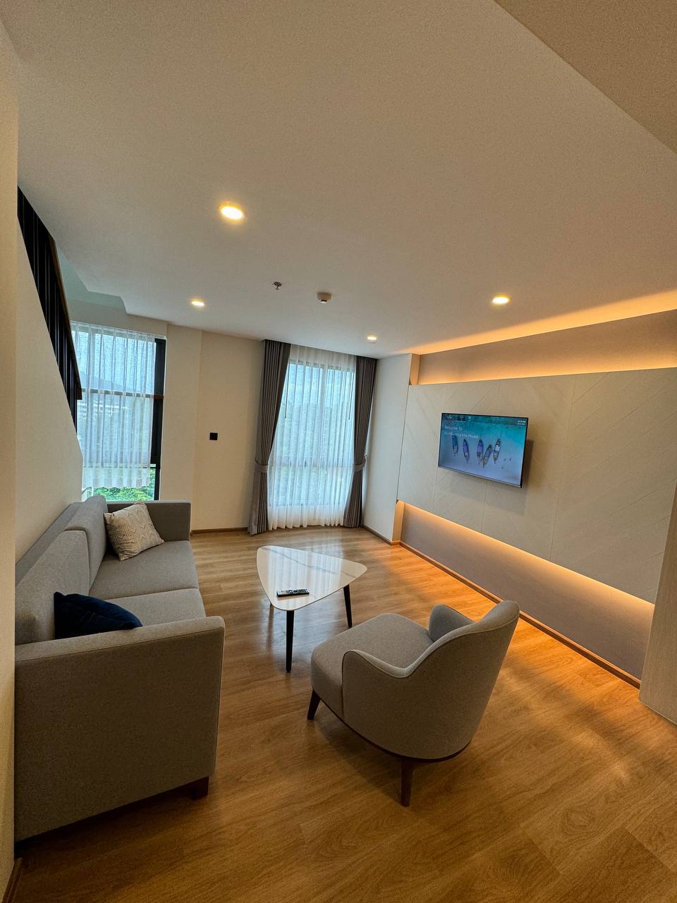 Стильная двухуровневая квартира в новом отеле