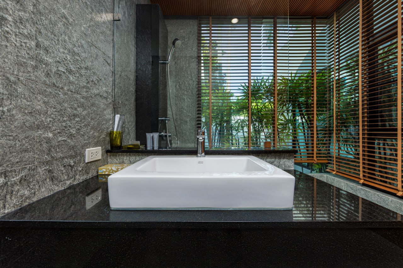 Аренда виллы с бассейном у пляжа