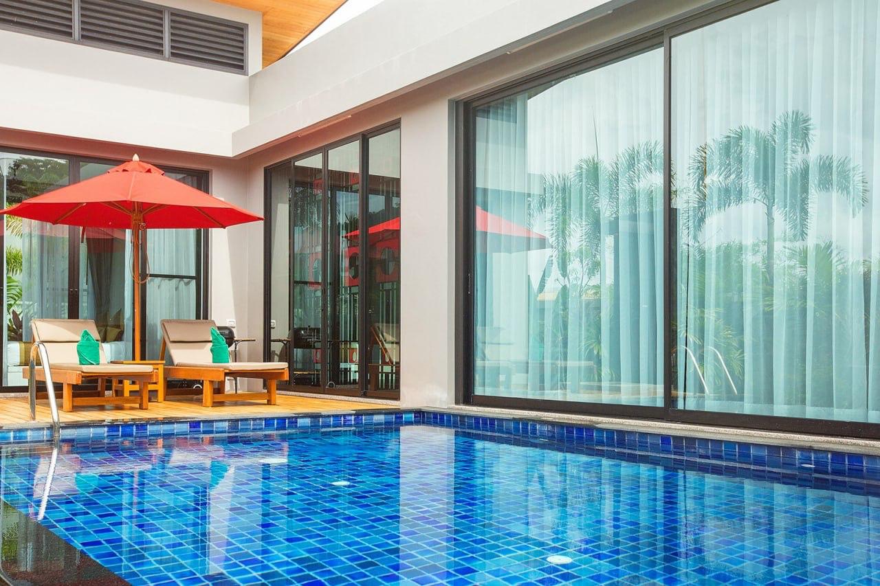 Аренда виллы с бассейном недалеко от пляжа