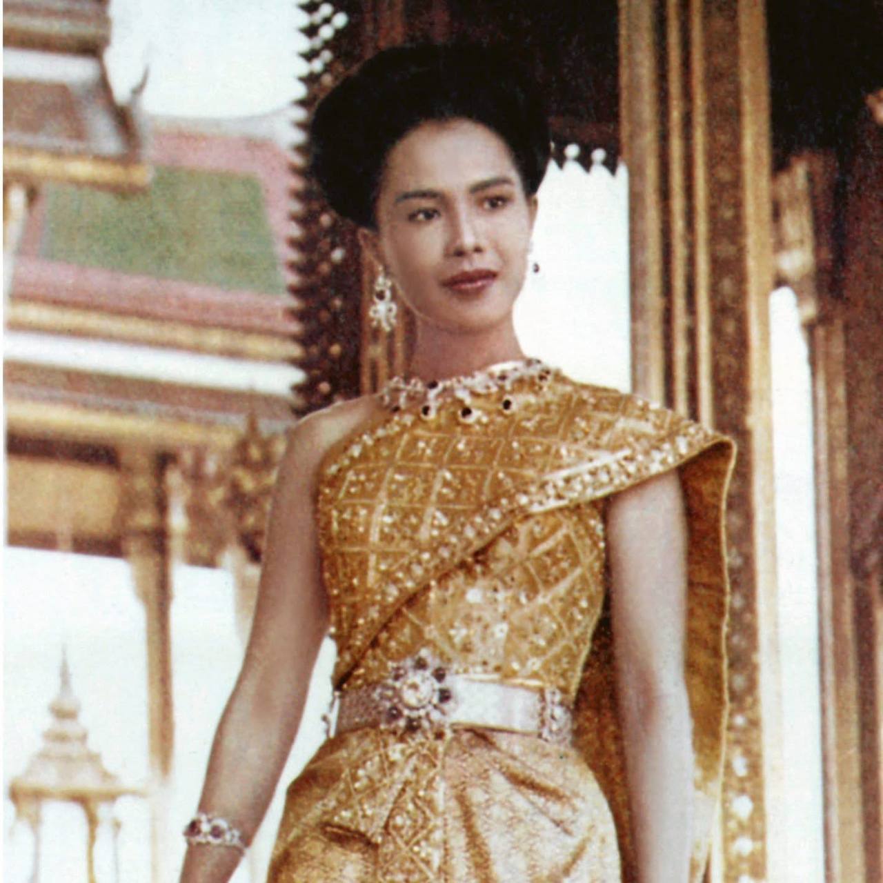 Кончина королевы Сирикит