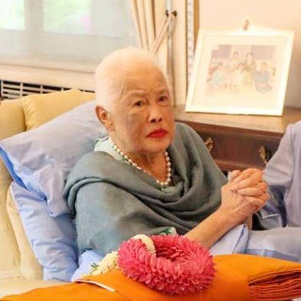 Кончина королевы Сирикит