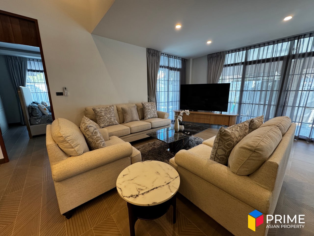 Аренда нового дома на 5 спален