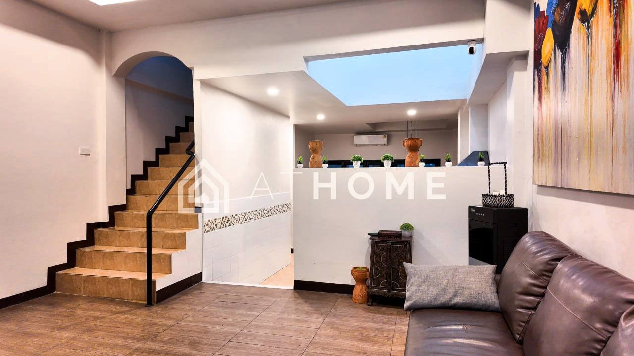 Срочная продажа таунхауса в Паттайе