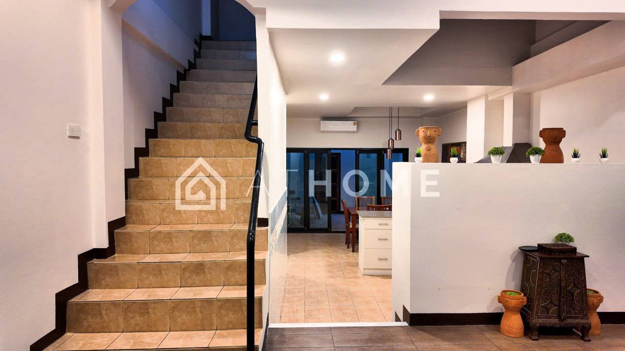 Срочная продажа таунхауса в Паттайе