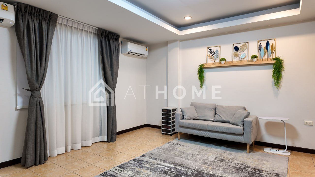 Доска объявлений в Таиланде