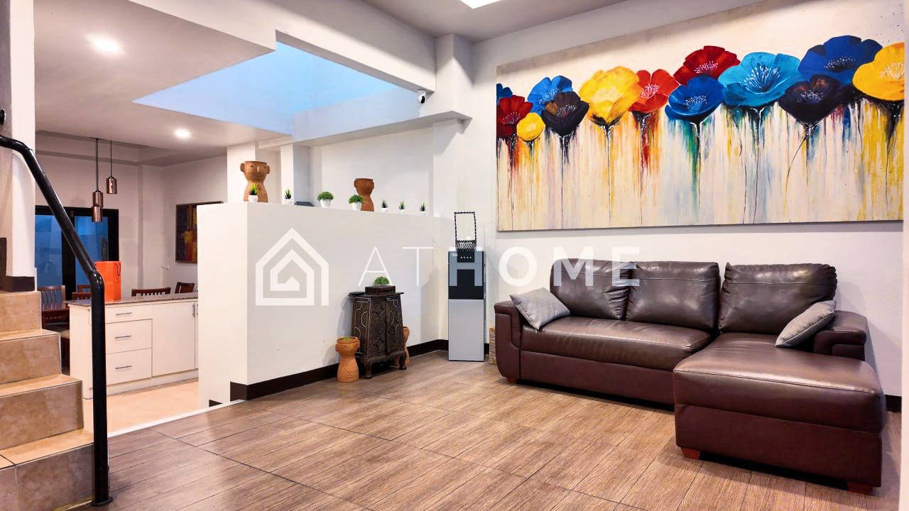 Срочная продажа таунхауса в Паттайе