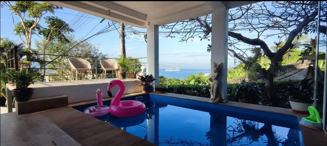 Аренда роскошной виллы с видом на море