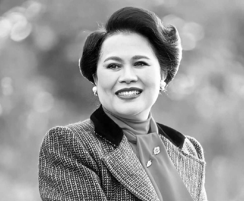 Годовой траур в Таиланде