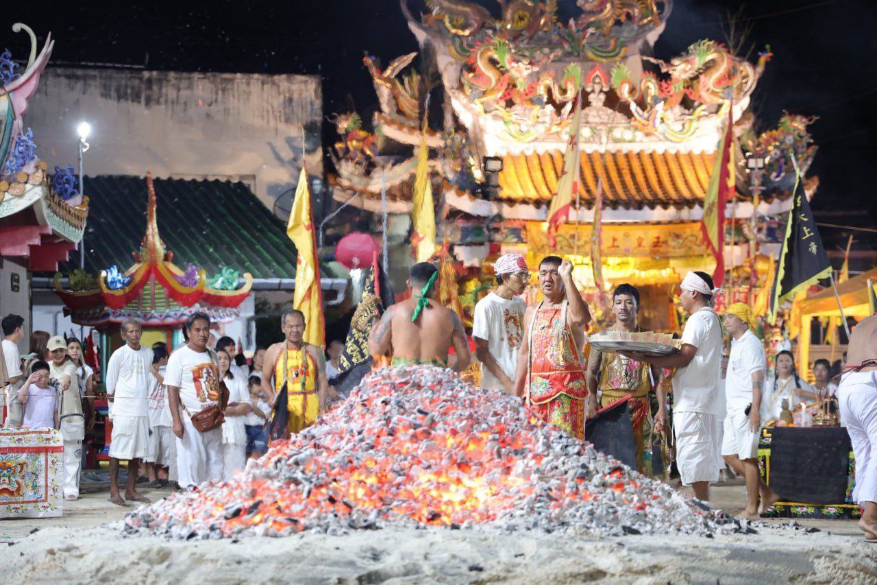 Вегетарианский фестиваль на Пхукете