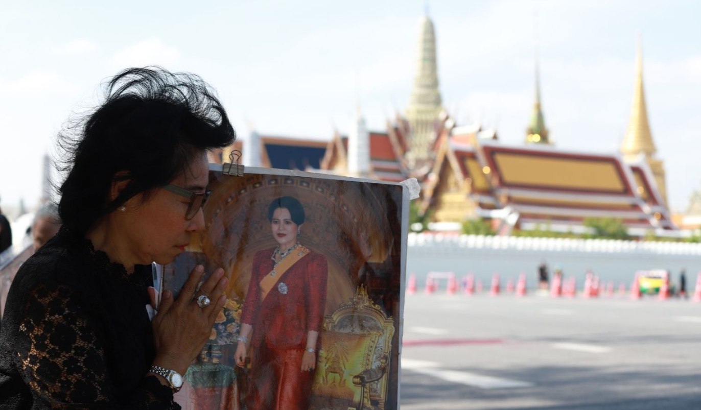 Таиланд скорбит: прощание с королевой-матерью